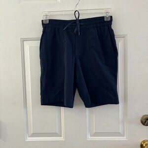 Lululemon Men's Blue Relaxed Fit Pull-On Light Woven Shorts 7" Sz SM